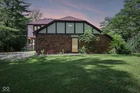 9535 E Southport Road Indianapolis IN 46259