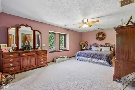 9535 E Southport Road Indianapolis IN 46259