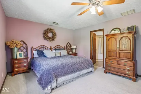 9535 E Southport Road Indianapolis IN 46259
