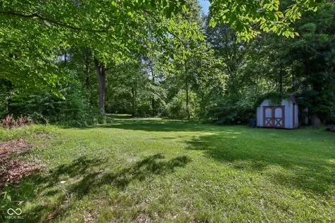 9535 E Southport Road Indianapolis IN 46259