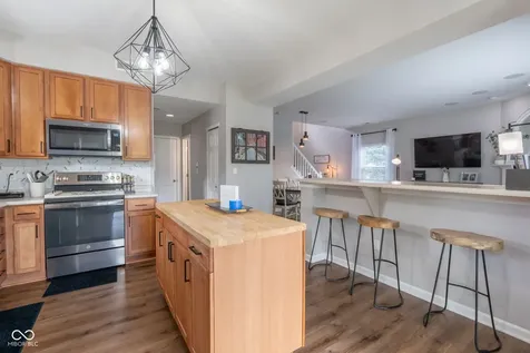 4544 Plowman Drive Indianapolis IN 46237