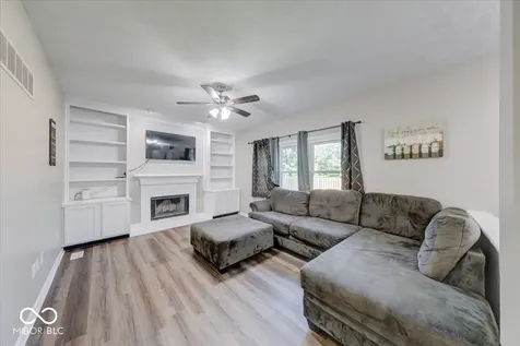 4847 Ashbrook Drive Noblesville IN 46062