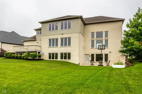 3272 Homestretch Drive Carmel IN 46032