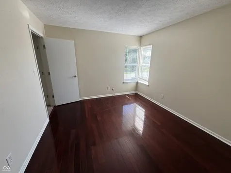 3315 Oak Tree Drive S Indianapolis IN 46227