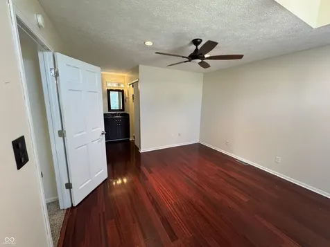 3315 Oak Tree Drive S Indianapolis IN 46227