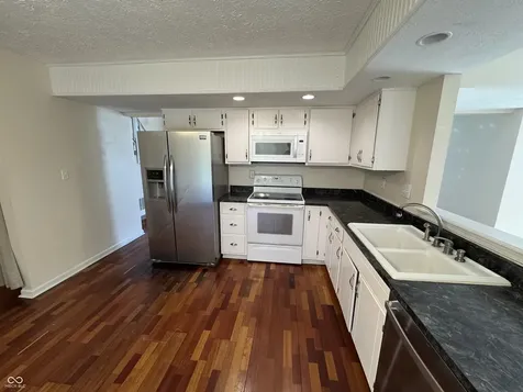 3315 Oak Tree Drive S Indianapolis IN 46227