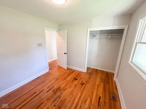 5110 Winston Drive Indianapolis IN 46226