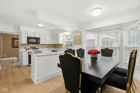 6865 Hollingsworth Drive Indianapolis IN 46268
