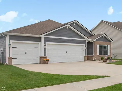 290 Waterford Lane Pendleton IN 46064