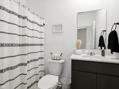 290 Waterford Lane Pendleton IN 46064