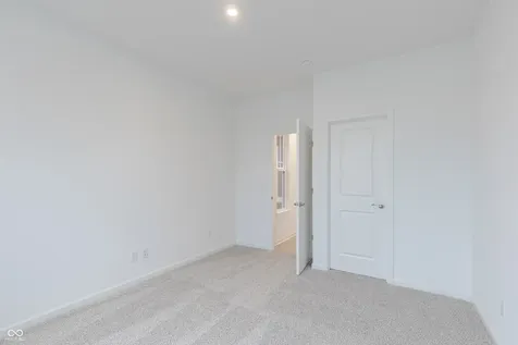 1313 Authentic Lane Indianapolis IN 46239