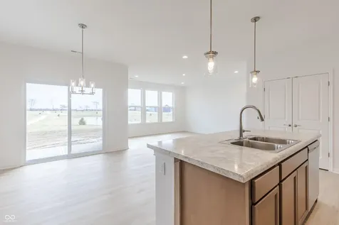1313 Authentic Lane Indianapolis IN 46239