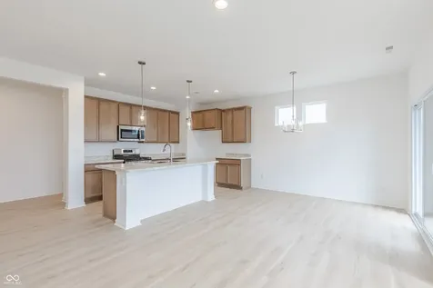 1313 Authentic Lane Indianapolis IN 46239
