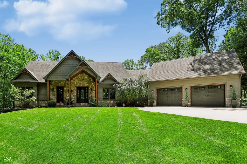 2731 W Lost Mans Lane Bloomington IN 47404