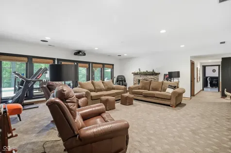 2731 W Lost Mans Lane Bloomington IN 47404