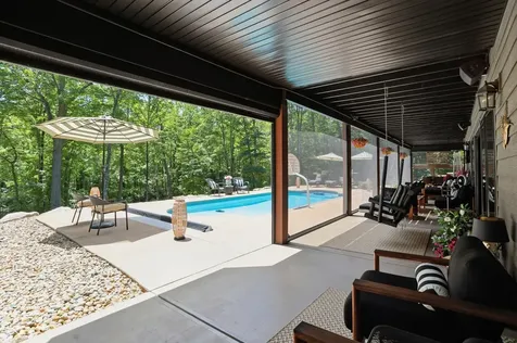 2731 W Lost Mans Lane Bloomington IN 47404