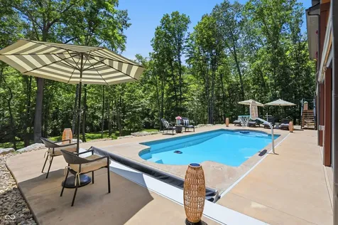 2731 W Lost Mans Lane Bloomington IN 47404
