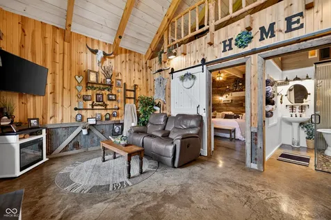 2443 Mangus Road Poland IN 47868