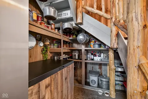 2443 Mangus Road Poland IN 47868