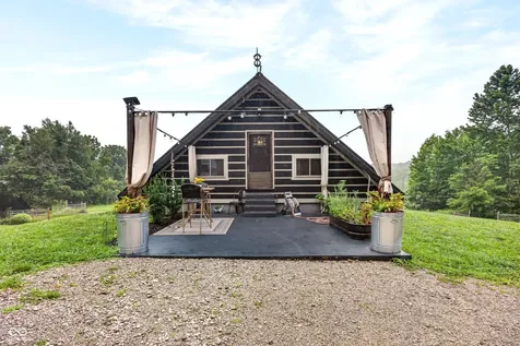 2443 Mangus Road Poland IN 47868