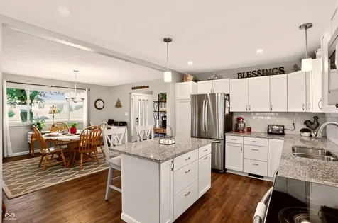 5216 S 600 W New Palestine IN 46163