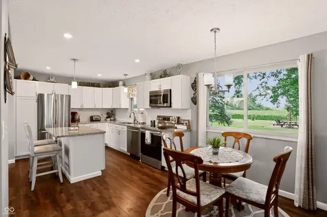 5216 S 600 W New Palestine IN 46163