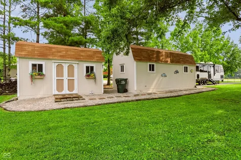 5216 S 600 W New Palestine IN 46163