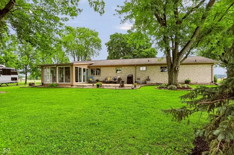 5216 S 600 W New Palestine IN 46163