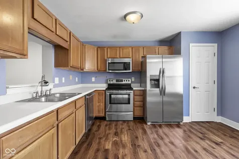 3017 Skylar Lane Indianapolis IN 46208