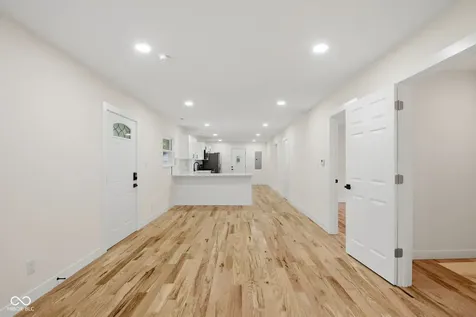 6125 Colonial Avenue Indianapolis IN 46228