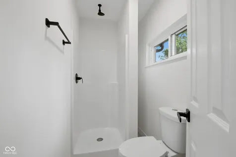 6125 Colonial Avenue Indianapolis IN 46228