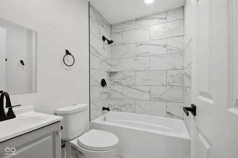 6125 Colonial Avenue Indianapolis IN 46228