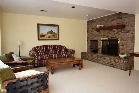 15 Ash Hill Court Batesville IN 47006