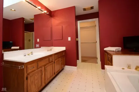 15 Ash Hill Court Batesville IN 47006