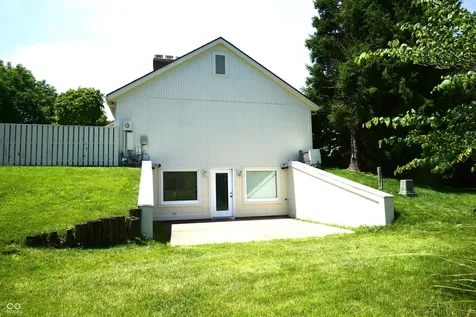 15 Ash Hill Court Batesville IN 47006