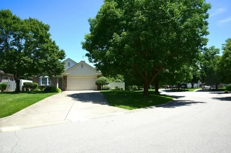 15 Ash Hill Court Batesville IN 47006