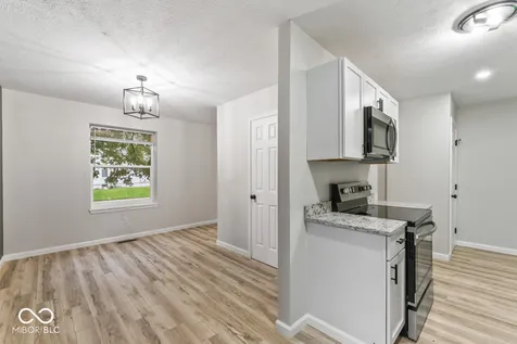 461 W 28th Street Indianapolis IN 46208