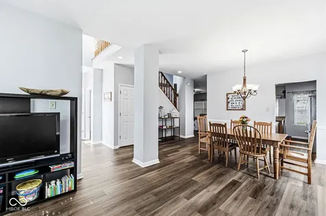 414 Winterwood Drive Avon IN 46123
