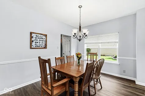 414 Winterwood Drive Avon IN 46123