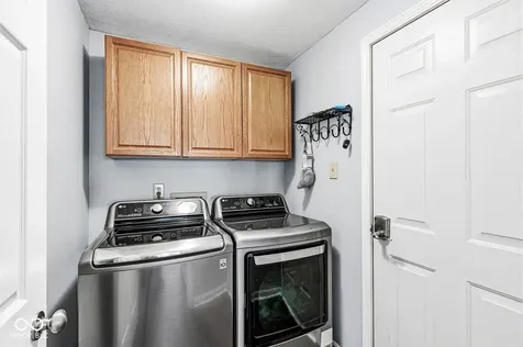 414 Winterwood Drive Avon IN 46123
