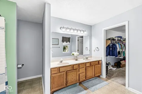 414 Winterwood Drive Avon IN 46123