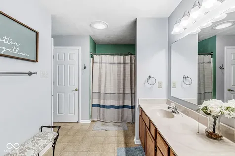 414 Winterwood Drive Avon IN 46123