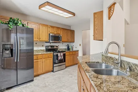 3773 Greenbriar Drive Columbus IN 47203
