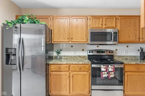 3773 Greenbriar Drive Columbus IN 47203