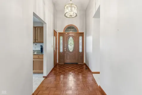 3773 Greenbriar Drive Columbus IN 47203