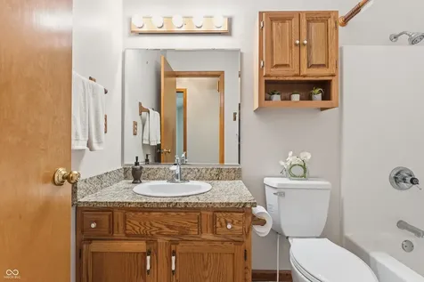 3773 Greenbriar Drive Columbus IN 47203