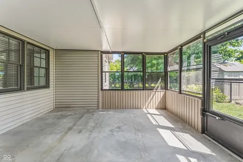 3773 Greenbriar Drive Columbus IN 47203