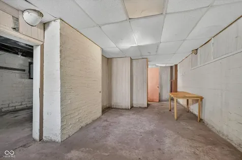 336 E 60th Street Indianapolis IN 46220