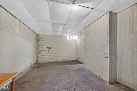 336 E 60th Street Indianapolis IN 46220