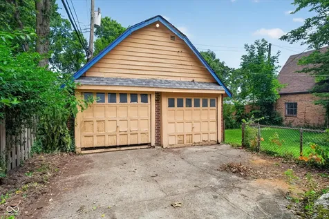 336 E 60th Street Indianapolis IN 46220